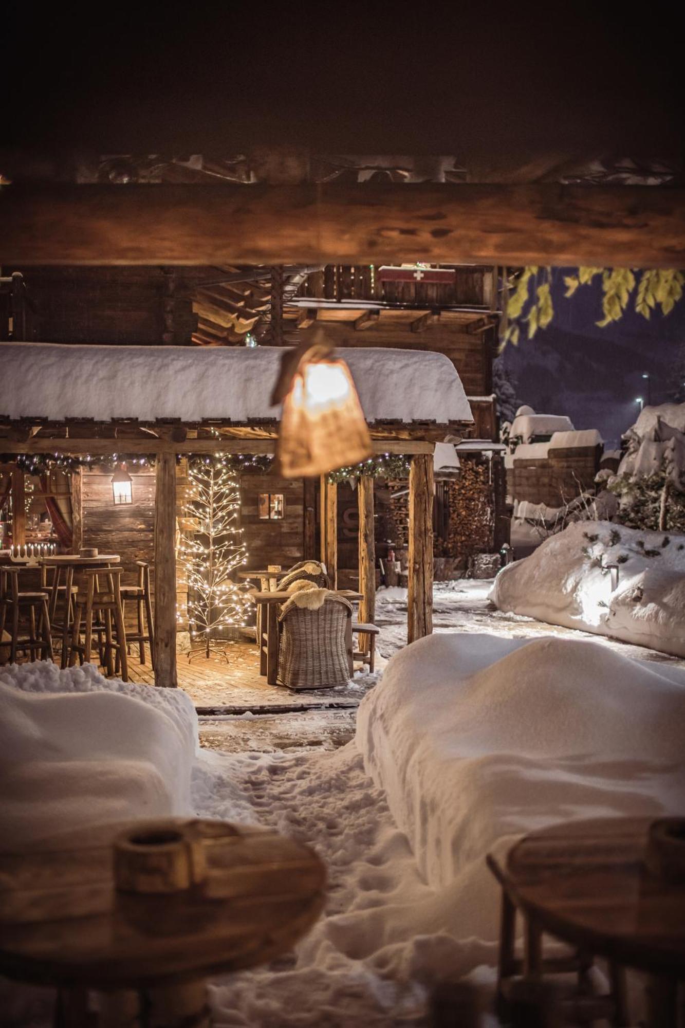 Chalet-Hotel Svizzero Courmayeur Dış mekan fotoğraf