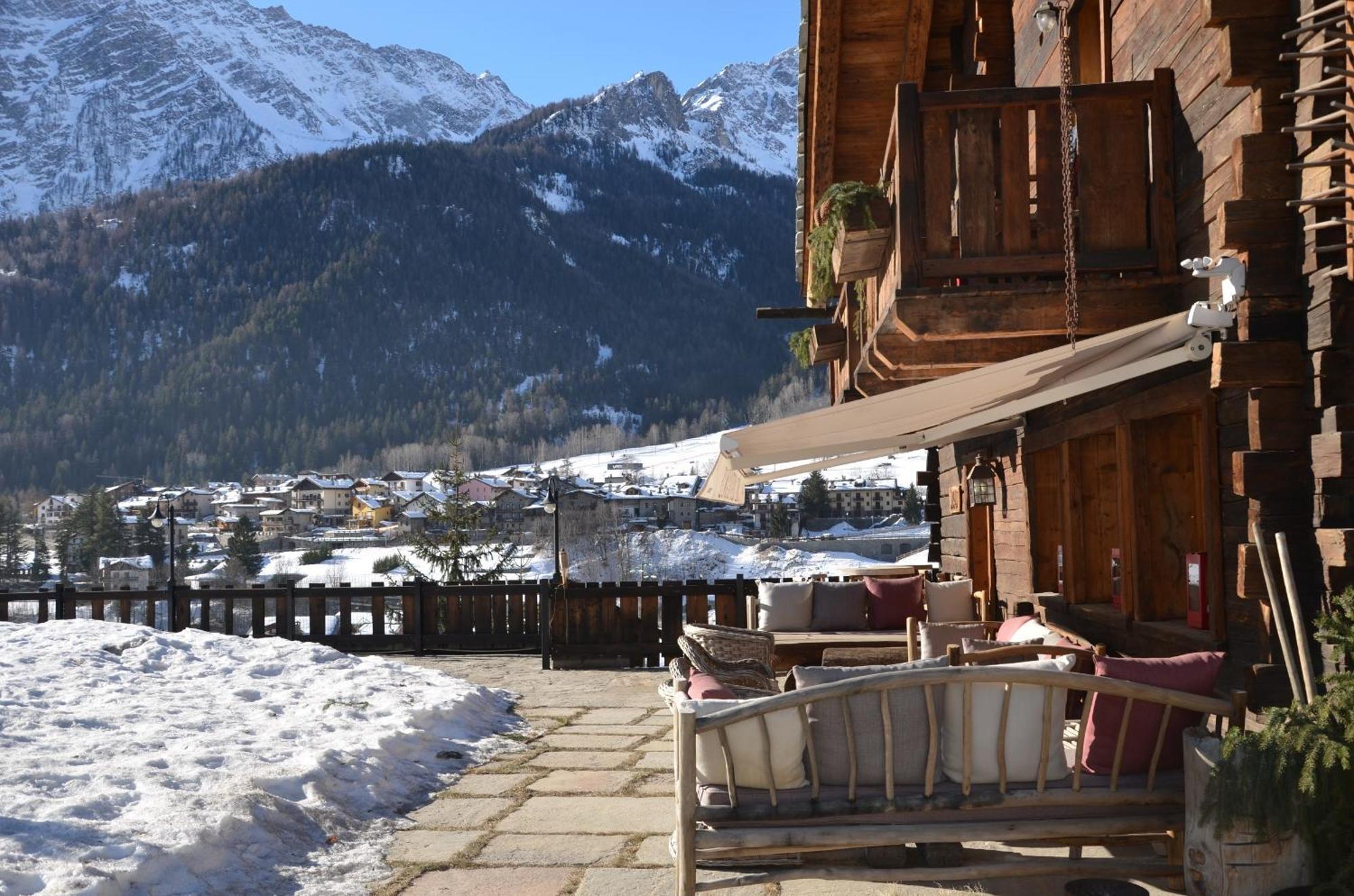 Chalet-Hotel Svizzero Courmayeur Dış mekan fotoğraf